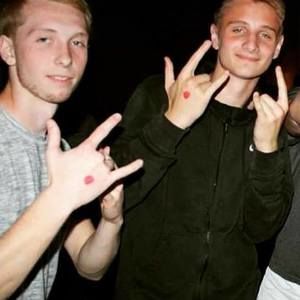 Meet your Posher, Dakota